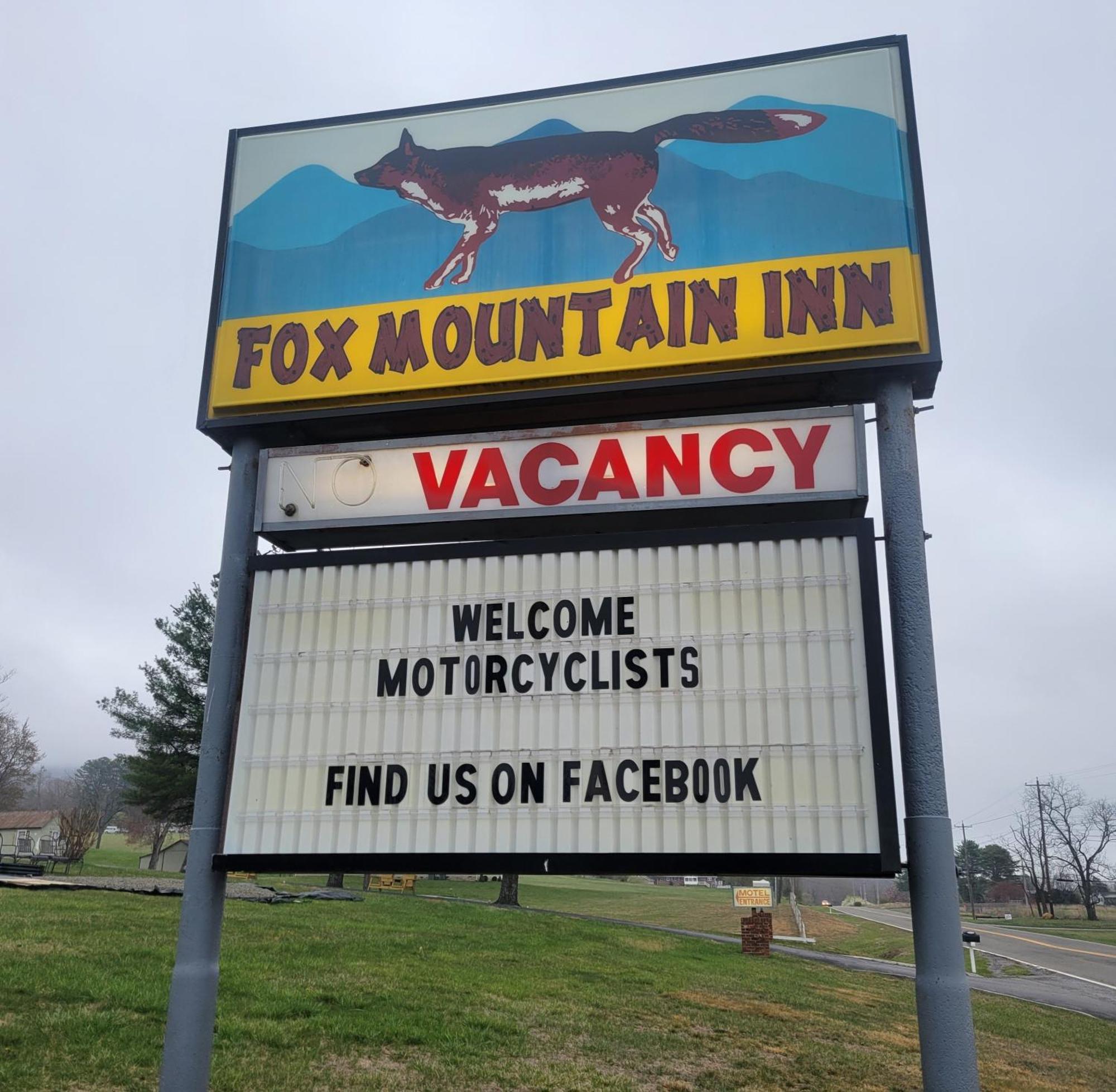 Fox Mountain Inn Max Meadows Экстерьер фото